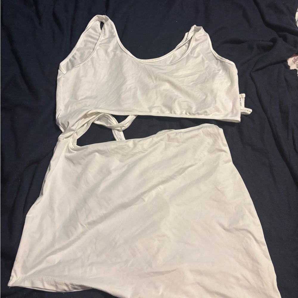 White dress new